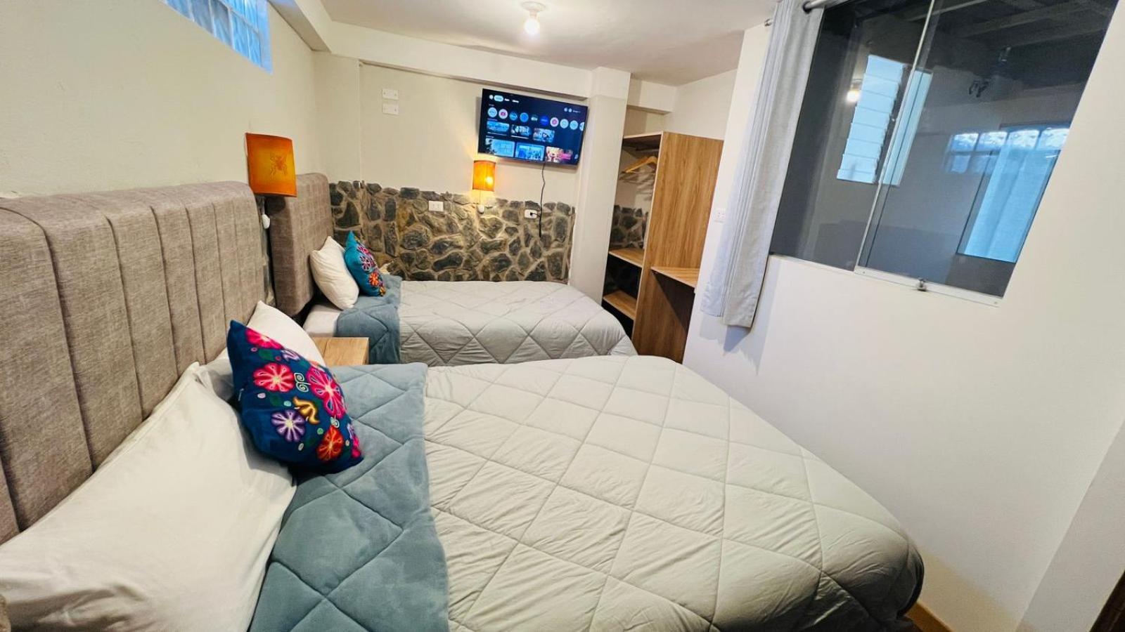 Intikilla Hostal Ollantaytambo Eksteriør billede