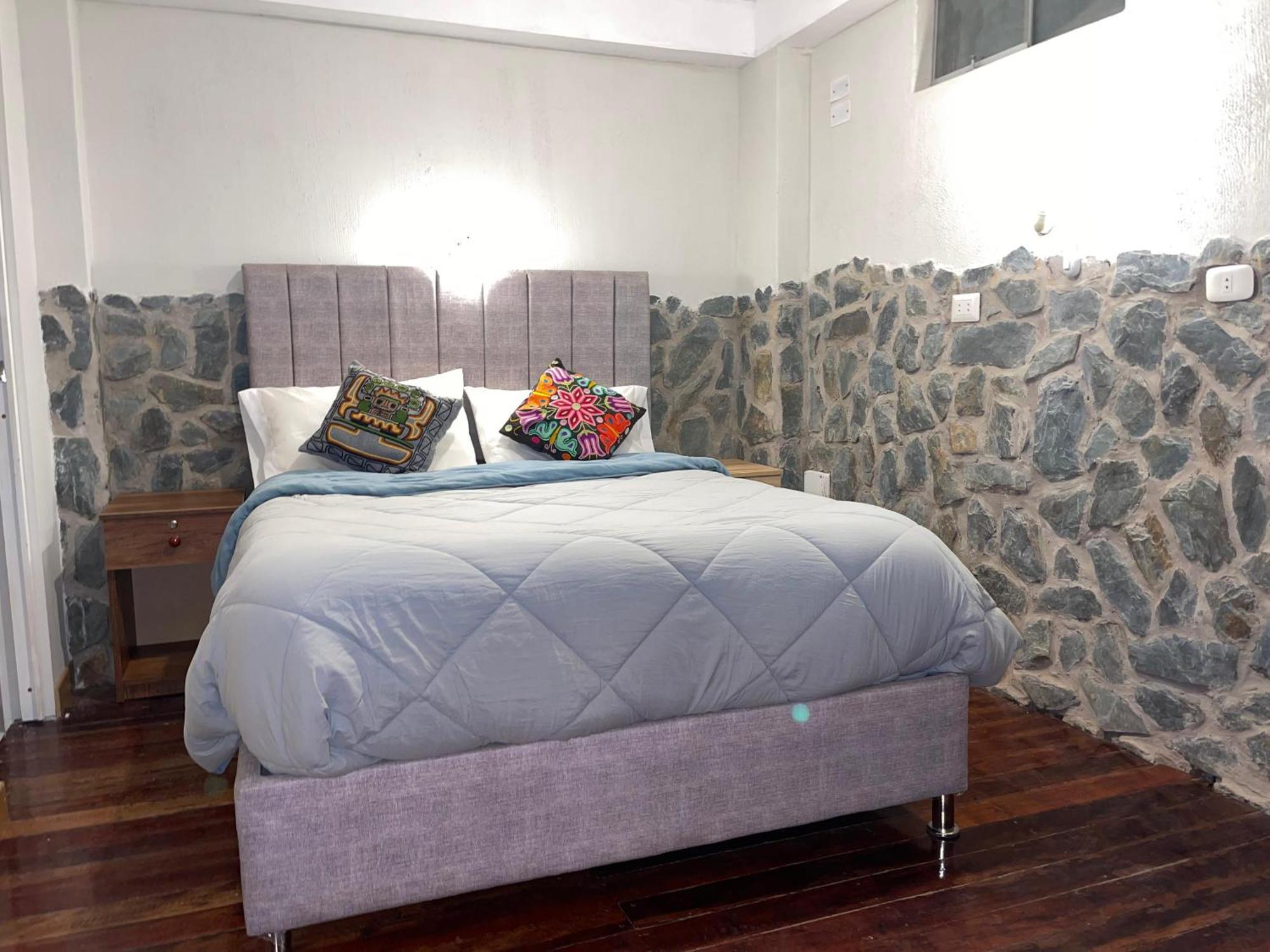 Intikilla Hostal Ollantaytambo Eksteriør billede