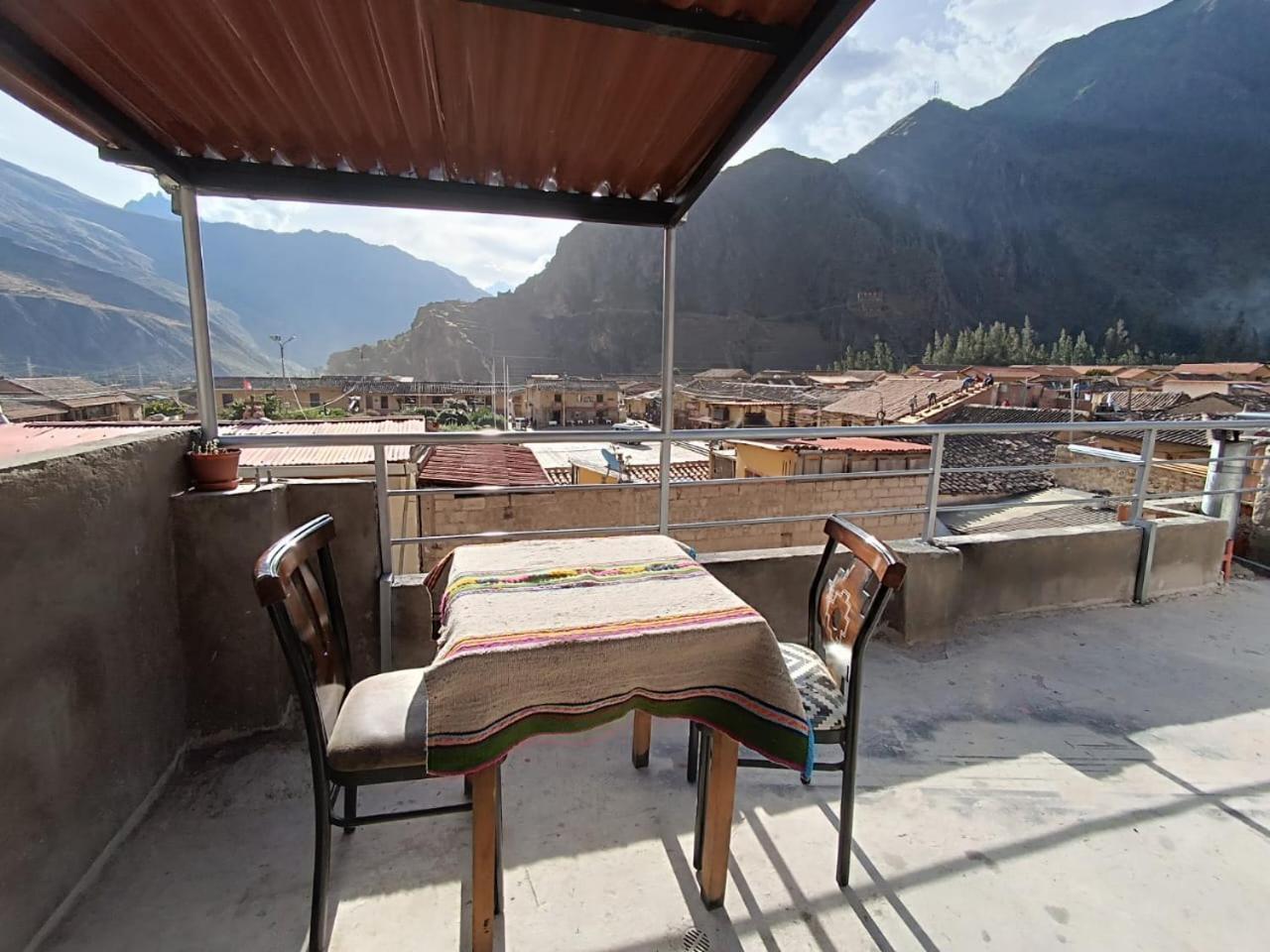 Intikilla Hostal Ollantaytambo Eksteriør billede